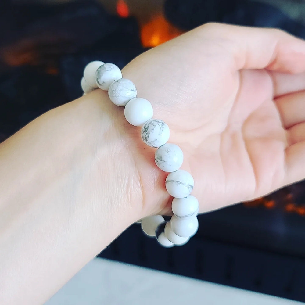 Howlite bracelet - Picture 2 of 5